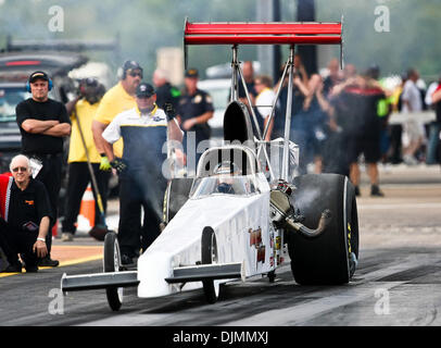 26. September 2010 - macht Ennis, Texas, Vereinigte Staaten von Amerika - Scott Palmer #5050, TAD, einen Lauf bei den O'Reilly Fall Nationals in Texas Motorplex in Ennis / Texas statt. (Kredit-Bild: © Dan Wozniak/Southcreek Global/ZUMApress.com) Stockfoto