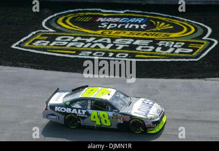 26. September 2010 - Dover. Landkreis: Andere, Delaware, Vereinigte Staaten von Amerika - Jimmie Johnson #48 gewinnt den Sprint Cup Rennen auf dem Dover International Speedway in Dover, Delaware. (Kredit-Bild: © Saquan Stimpson/Southcreek Global/ZUMApress.com) Stockfoto