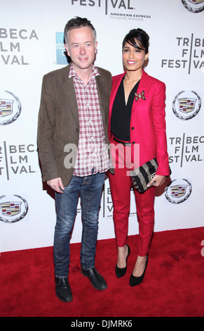 Regisseur Michael Winterbottom Frieda Pinto 2012 Tribeca Film Festival - Trishna Premiere - Arrivals New York City USA- Stockfoto