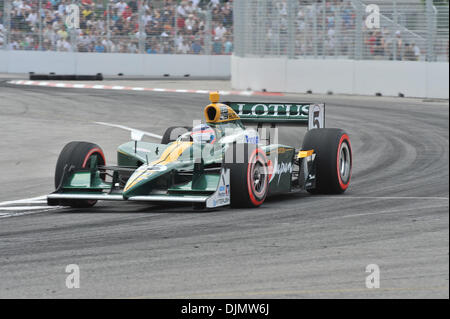 10. Juli 2010 - Toronto, Ontario, Kanada - Takuma Sato Ausfahrten turn 10 auf der Honda Indy Toronto (Credit-Bild: © Steve Dachgaube/Southcreek Global/ZUMAPRESS.com) Stockfoto