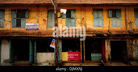 Lager in Mattancherry in Fort Kochi Cochin in Kerala in Südindien Asien. Alte Geschichte Arbeit Handel Spice Kultur Architektur Travel Lagerhaltung Stockfoto