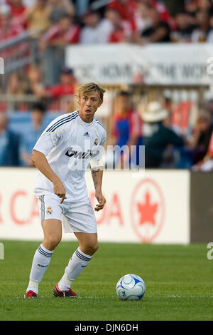7. August 2009: Real Madrid Mittelfeldspieler Jose Maria Guti #14 in Aktion während einer internationalen FIFA Freundschaftsspiel zwischen Real Madrid und Toronto FC im BMO Field in Toronto... Real Madrid gewann 5: 1. (Kredit-Bild: © Southcreek Global/ZUMApress.com) Stockfoto