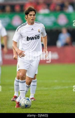 7. August 2009: Mittelfeldspieler von Real Madrid Kaka #8 in Aktion während einer internationalen FIFA Freundschaftsspiel zwischen Real Madrid und Toronto FC im BMO Field in Toronto... Real Madrid gewann 5: 1. (Kredit-Bild: © Southcreek Global/ZUMApress.com) Stockfoto