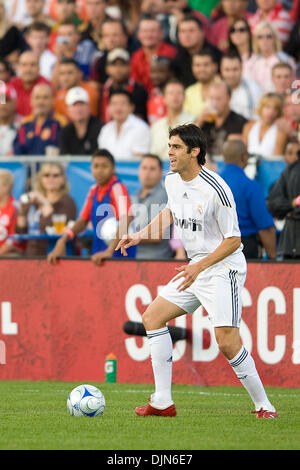 7. August 2009: Mittelfeldspieler von Real Madrid Kaka #8 in Aktion während einer internationalen FIFA Freundschaftsspiel zwischen Real Madrid und Toronto FC im BMO Field in Toronto... Real Madrid gewann 5: 1. (Kredit-Bild: © Southcreek Global/ZUMApress.com) Stockfoto