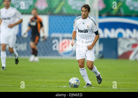7. August 2009: Real Madrid weiterleiten Raul Gonzalez Blanco #7 in Aktion während einer FIFA internationale Freundschaftsspiel zwischen Real Madrid und Toronto FC im BMO Field in Toronto... Real Madrid gewann 5: 1. (Kredit-Bild: © Southcreek Global/ZUMApress.com) Stockfoto