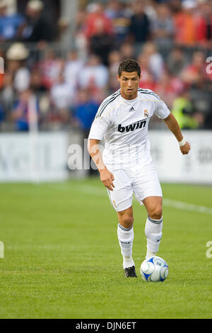 7. August 2009: Mittelfeldspieler von Real Madrid Cristiano Ronaldo #9 in Aktion während einer internationalen FIFA Freundschaftsspiel zwischen Real Madrid und Toronto FC im BMO Field in Toronto... Real Madrid gewann 5: 1. (Kredit-Bild: © Southcreek Global/ZUMApress.com) Stockfoto