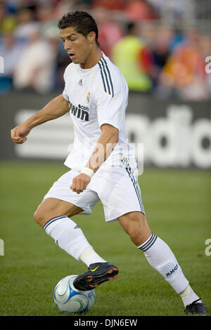 7. August 2009: Mittelfeldspieler von Real Madrid Cristiano Ronaldo #9 in Aktion während einer internationalen FIFA Freundschaftsspiel zwischen Real Madrid und Toronto FC im BMO Field in Toronto... Real Madrid gewann 5: 1. (Kredit-Bild: © Southcreek Global/ZUMApress.com) Stockfoto