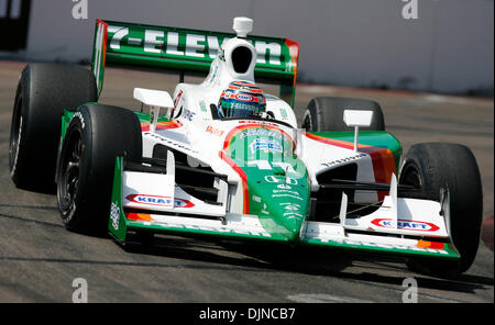 5. April 2008 - St. Petersburg, Florida, USA - TONY KANAAN erzielte die Pole-Position in der Qualifikation für die IndyCar Grand Prix von St. Petersburg. (Bild Kredit: Stockfoto