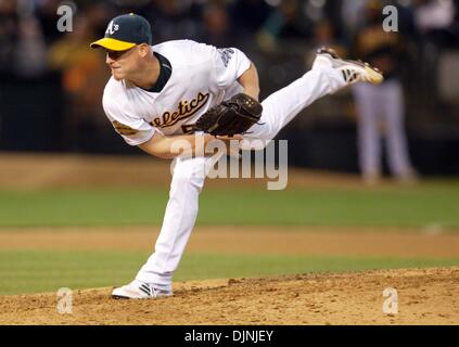 Oakland Athletics Starter Chad Gaudin Stellplätze gegen die Minnesota Twins während der siebten Inning ein MLB-Spiel auf Mittwoch, 23. April 2008 McAfee Coliseum in Oakland, Kalifornien (Ray Chavez/The Oakland Tribune) Stockfoto