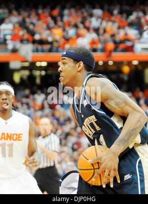 1. März 2008: Der University of Pittsburgh Panthers Mens Basketball-Team besiegt die Syracuse University Orange 82-77 an den Carrier Dome in Syracuse, New York. (Kredit-Bild: © Alan Schwartz/Cal-Sport-Medien) Stockfoto