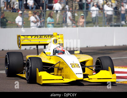 27. März 2010 - St. Petersburg, Florida, USA - CHRIS ZUPPA |   Times.SP 320688 ZUPP GrandPrix 3. (27.03.2010 St.Petersburg) Firestone Indy Lights James Hinchcliffe (2) konkurriert in der Praxis. Abdeckung des Honda-Grand Prix von St. Petersburg. [CHRIS ZUPPA, mal] (Kredit-Bild: © St. Petersburg Times/ZUMApress.com) Stockfoto