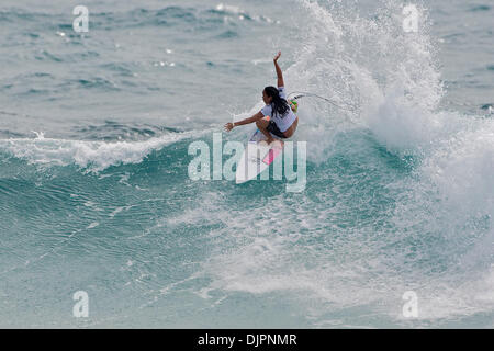 6. März 2010 - Coolangatta, Queensland, Australien - MELANIE BARTELS (Oahu, HAW) Runner-up bei Roxy Pro Gold Coast in Australien heute abgeschlossen von Stephanie Gilmore (AUS) im Finale geschlagen. Bartels ehemalige ASP Women World Champion Chelsea Hecken (AUS) im Halbfinale besiegt, aber konnte nicht finden, dass dieselbe Form gegen Gilmore im Finale, ihr Vize-pla Stockfoto