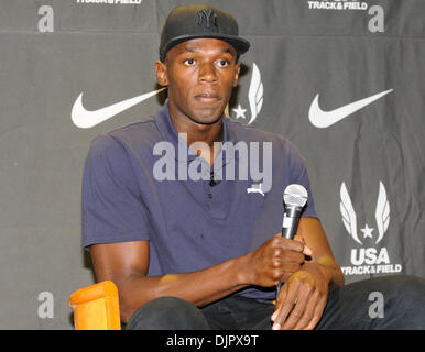 23. April 2010 trifft sich die Presse auf einer Pre-Race-Pressekonferenz in Philadelphia - Philadelphia, Pennsylvania, USA - USA olympische Gold Medalist USAIN BOLT. Schraube wird für Team Jamaika in den USA vs. The World 4 x 100 an der Penn Relays ausgeführt werden.  (Kredit-Bild: © Ricky Fitchett/ZUMA Press) Stockfoto