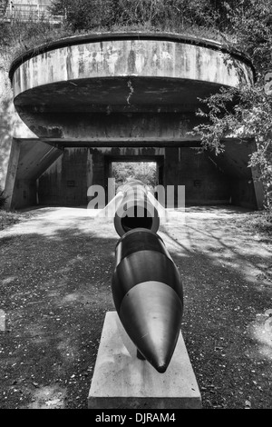 Winslow Battery 16-Zoll-Pistole und Munition am Eastern Shore of Virginia National Wildlife Refuge erhalten. Stockfoto