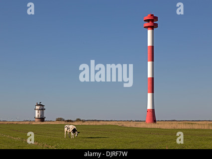 Alten und neuen Leuchtturm an der Elbe, Deutschland Stockfoto