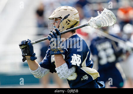 3. April 2010 - Philadelphia, Pennsylvania, USA - 3. April 2010: Notre Dame Midfield Pat Cotter (23) während der Spielaktion Steigung zwischen der Fighting Irish von Notre Dame und die Villanova Wildcats in Villanova Stadium in Villanova, Pennsylvania statt.  Die Wildcats besiegten die Fighting Irish 9-8. (Kredit-Bild: © Alex Cena/Southcreek Global/ZUMApress.com) Stockfoto