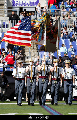 17. April 2010 - Baltimore, Maryland, USA - 17. April 2010: Color Guard während Lacrosse Spielaktion am Smartlink Day Rivalen statt M & T Bank Stadium in Baltimore, Maryland.  Army Black Knights besiegte die Navy Midshipmen 7-6. (Kredit-Bild: © Alex Cena/Southcreek Global/ZUMApress.com) Stockfoto