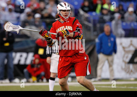 17. April 2010 - Baltimore, Maryland, USA - 17. April 2010: Maryland Attackman Grant Catalino (1) während der Lacrosse Spielaktion am Smartlink Day Rivalen M & T Bank Stadium in Baltimore, Maryland statt.  Die Maryland Warften besiegte die Hopkins Blue Jays 10-9. (Kredit-Bild: © Alex Cena/Southcreek Global/ZUMApress.com) Stockfoto