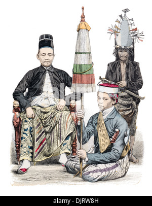 Ende des 19. Jahrhunderts verließ XIX 1800 s richtige Java Regent von Cheribon mit Guard, Borneo Mann von Ninas Stockfoto