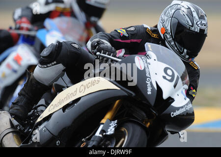 15. Mai 2010 - Sonoma, Kalifornien, USA - 15. Mai 2010: Joy Higa auf der Top Gun Yamaha YZF-R6 (91) Fahrten im Zeittraining SuperSport in der auf der AMA West Coast Moto Jam statt, auf dem Infineon Raceway in Sonoma, CA. (Credit-Bild: © Matt Cohen/Southcreek Global/ZUMApress.com) Stockfoto