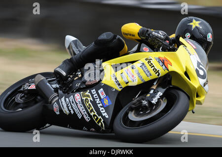 15. Mai 2010 - Sonoma, Kalifornien, USA - 15. Mai 2010: Cory West auf den Vesrah Suzuki GSX-R600 (57) Fahrten während Daytona SportBike-Qualifikation der an der AMA West Coast Moto Jam statt, auf dem Infineon Raceway in Sonoma, CA. (Credit-Bild: © Matt Cohen/Southcreek Global/ZUMApress.com) Stockfoto