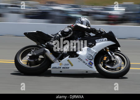 16. Mai 2010 - Sonoma, Kalifornien, USA - 16. Mai 2010: Bruce Bleecker auf der Top Gun Yamaha YZF-R6 (131) Fahrten während SuperSport Rennen Aktion auf der AMA West Coast Moto Jam statt auf dem Infineon Raceway in Sonoma, CA. (Credit-Bild: © Matt Cohen/Southcreek Global/ZUMApress.com) Stockfoto