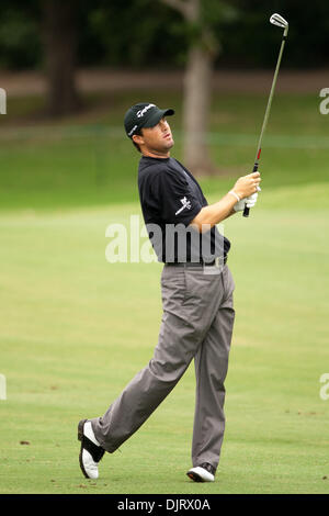 21. Mai 2010 - Las Colinas, Texas, USA - 21. Mai 2010: Ryan Palmer hits vom 15. Fairway bei HP Byron Nelson Championship. Die 2. Runde der HP Byron Nelson Championship spielte auf der TPC 4 Seasons Resort Las Colinas, TX Credit: Andrew Dieb / Southcreek Global (Credit-Bild: © Andrew Dieb/Southcreek Global/ZUMApress.com) Stockfoto