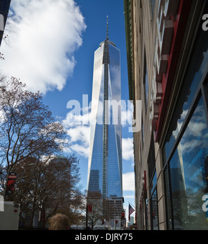 NEW YORK CITY, 19. November 2013: Freedom Tower im letzten Bauabschnitt Stockfoto