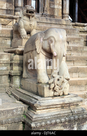 Siddhi Laxmi Tempel Statuen, Durbar Square, Bhaktapur, Nepal Stockfoto