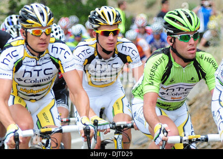 Livermore, CA: Team HTC-Columbia in der Hoffnung wird heute sein Feld Sprint zu beenden, da sie Teamkollegen Mark Cavendish das grüne Sprinter Trikot schützen.  Stufe 4 der Tour of California von San Jose nach Modesto. (Kredit-Bild: © Charles Herskowitz/Southcreek Global/ZUMApress.com) Stockfoto