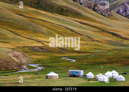 Jurte in Tash Rabat-Tal, Naryn Oblast, Kirgisistan Stockfoto