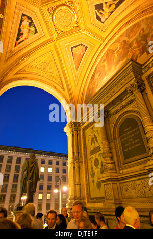 Balkon, Wiener Staatsoper, Wien, Österreich, Mitteleuropa Stockfoto