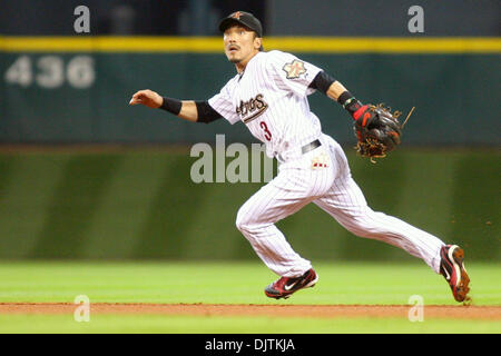Houston Astros Infielder Kazuo Matsui (3) spürt diese springenden hohen Babywippe zum zweiten. Die Cincinnati Reds schlagen die Houston Astros 4 - 2 im Minute Maid Park in Houston Texas 3 Spiel Sweep abgeschlossen. (Kredit-Bild: © Luis Leyva/Southcreek Global/ZUMApress.com) Stockfoto