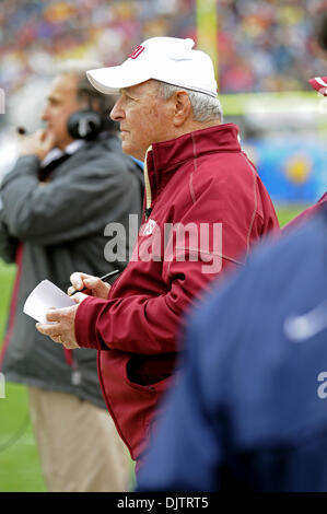NCAA Gator Bowl - Bobby Bowden nimmt im ersten Quartal 2010 Gator Bowl (Credit-Bild: © Mike Olivella/ZUMApress.com) Stockfoto