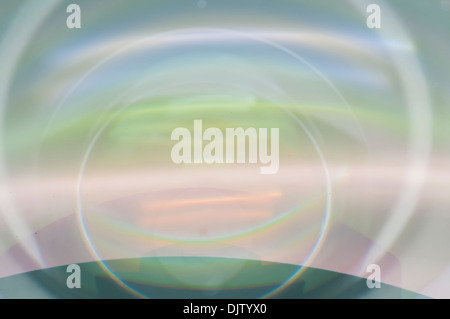 Kameralinse, die die Farben des Glases zeigt Stockfoto