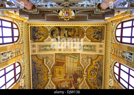 Große Treppe im Imperial Court Theatre, Wien, Österreich, Mitteleuropa Stockfoto