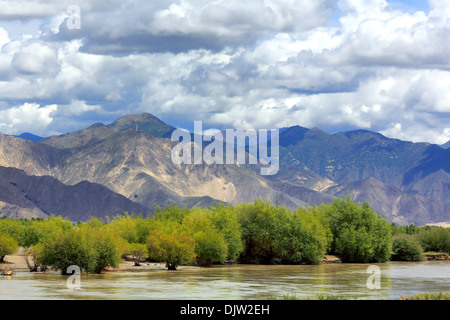 Yarlung Tsangpo (Brahmaputra) River Tal, Lhoka (Shannan) der Präfektur, Tibet, China Stockfoto