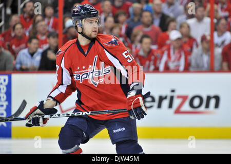 Washington DC, Verizon Center.Washington Hauptstädte Verteidiger Mike Green #52, NHL Playoffs Spiel 5, Spielaktion zwischen Montreal Canadiens in Washington Capitals, die führen die Serie 3: 1 und verliert zu Hause 2: 1. (Kredit-Bild: © Roland Pintilie/Southcreek Global/ZUMApress.com) Stockfoto