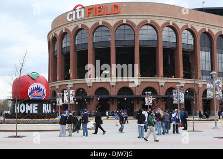 9. April 2010 - Flushing, New York, USA - 9. April 2010: Citi Field in Flushing, New York. . Obligatorische Credit: Alan Maglaque / Southcreek Global (Kredit-Bild: © Southcreek Global/ZUMApress.com) Stockfoto