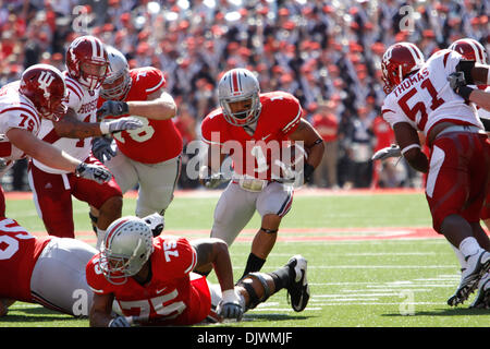 9. Oktober 2010 - Columbus, Ohio, Vereinigte Staaten von Amerika - das Spiel zwischen Indiana und Ohio State University in Ohio Stadium, Columbus, Ohio. (Kredit-Bild: © Scott Stuart/Southcreek Global/ZUMApress.com) Stockfoto