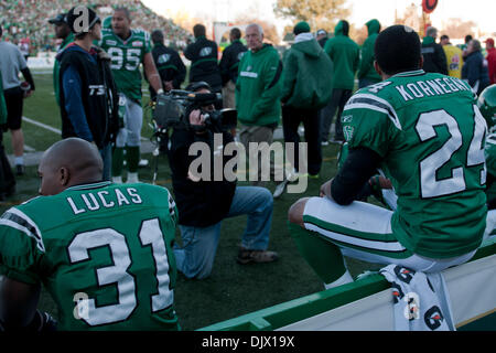 17. Oktober 2010 - Regina, Saskatchewan, Kanada - The Saskatchewan ehemaliger Bank während der Saskatchewan ehemaliger Vs Calgary Stampeders Spiel im Mosaik-Stadion in Regina. Die Calgary Stampeders besiegte die Saskatchewan ehemaliger 34-26. (Kredit-Bild: © Derek Mortensen/Southcreek Global/ZUMApress.com) Stockfoto