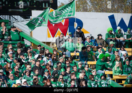 17. Oktober 2010 - Regina, Saskatchewan, Canada - Saskatchewan ehemaliger Fans während der Saskatchewan ehemaliger Vs Calgary Stampeders Spiel im Mosaik-Stadion in Regina. Die Calgary Stampeders besiegte die Saskatchewan ehemaliger 34-26. (Kredit-Bild: © Derek Mortensen/Southcreek Global/ZUMApress.com) Stockfoto