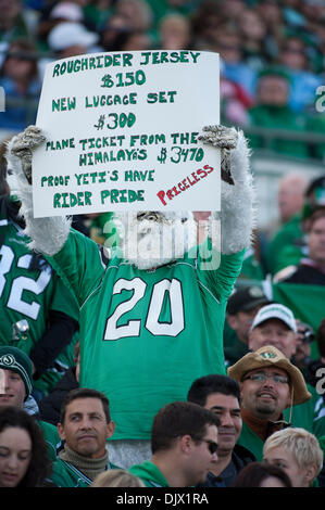 17. Oktober 2010 - Regina, Saskatchewan, Canada - Saskatchewan ehemaliger Fans in Aktion während der Saskatchewan ehemaliger Vs Calgary Stampeders Spiel im Mosaik-Stadion in Regina. Die Calgary Stampeders besiegte die Saskatchewan ehemaliger 34-26. (Kredit-Bild: © Derek Mortensen/Southcreek Global/ZUMApress.com) Stockfoto