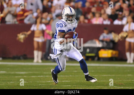 17. Oktober 2010 - Landover, Maryland, Vereinigte Staaten von Amerika - Indianapolis Colts Wide Receiver Kenny Moore (80) mit Platz zum laufen, Woche 6 FedEx Field NFL Spielaktion, Endstand; Colts 27 Redskins 24 (Kredit-Bild: © Roland Pintilie/Southcreek Global/ZUMApress.com) Stockfoto