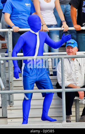 23. Oktober 2010 - Murfreesboro, Tennessee, Vereinigte Staaten von Amerika - True Blue Middle Tennessee Blue Raiders Fan bei Floyd Stadium. Mittlere Tennessee Blue Raiders besiegten Louisiana Monroe Warhawks 38-10 (Credit-Bild: © Allan Wagner/Southcreek Global/ZUMApress.com) Stockfoto