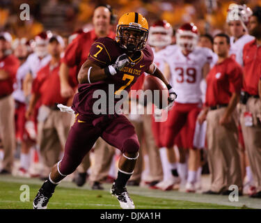 30. Oktober 2010: Arizona State Wide Receiver Kyle Middlebrooks (7) in Aktion während der NCAA Football-Spiel zwischen der Arizona State University Sun Devils und der Washington State University in Sun Devil Stadium in Tempe, Arizona, von Sun Devils, 42-0 gewonnen. (Kredit-Bild: © Max Simbron/Cal Sport Media/ZUMApress.com) Stockfoto