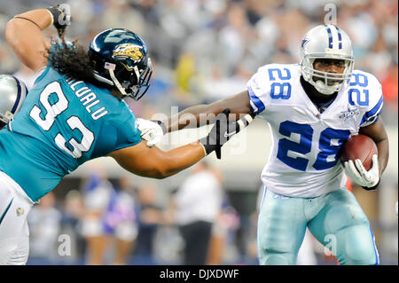 31. Oktober 2010 - Arlington, Texas, Vereinigte Staaten von Amerika -     während der Spielaktion als den Jacksonville Jaguars Niederlage der Dallas Cowboys 35-17 im Cowboys Stadium in Arlington, Texas. (Kredit-Bild: © Steven Leija/Southcreek Global/ZUMApress.com) Stockfoto