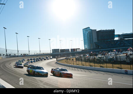 7. November 2010 - Fort Worth, Texas, Vereinigte Staaten von Amerika - Texas Motor Speedway war die Website der AAA Texas 500 NASCAR Sprint Cup Series Rennen in Fort Worth statt. (Kredit-Bild: © Jerome Miron/Southcreek Global/ZUMApress.com) Stockfoto