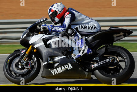 10. November 2010 - Valencia, RM, Italien - Valencia erste MotoGP-Test des Jahres 2011, Ben Spies auf seinem neuen Yamaha (Credit-Bild: © Andrea Ranalli/Southcreek Global/ZUMApress.com) Stockfoto