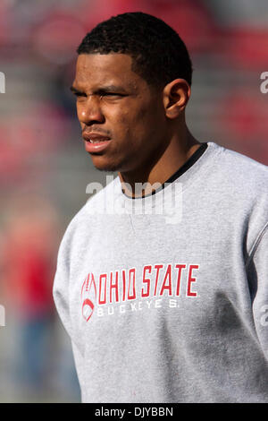 27. November 2010 - Columbus, Ohio, Vereinigte Staaten von Amerika - Ohio State Buckeyes quarterback Terrelle Pryor (2) vor dem Spiel gegen die Michigan Wolverines spielte im Ohio Stadium in Columbus, Ohio. (Kredit-Bild: © Frank Jansky/Southcreek Global/ZUMAPRESS.com) Stockfoto